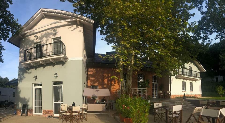 Varga Villa Orfu Exterior photo