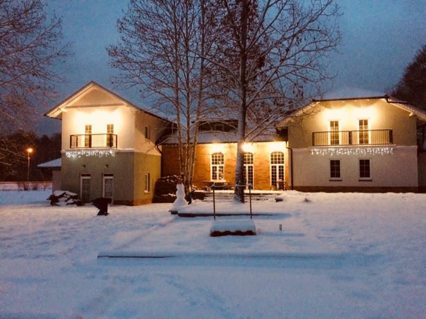 Varga Villa Orfu Exterior photo